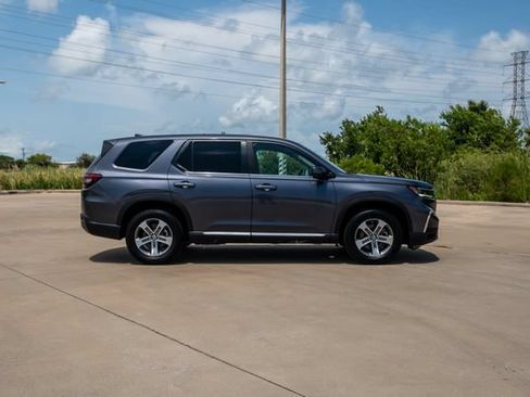 Certified 2024 Honda Pilot EX-L image 3