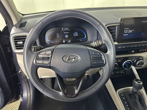 Certified 2023 Hyundai Venue Limited image 14