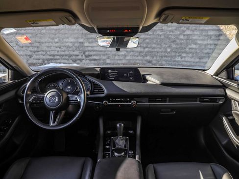 Used 2024 MAZDA MAZDA3 s image 25