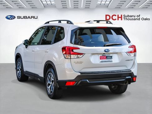 Certified 2023 Subaru Forester Premium AWD/4WD image 6