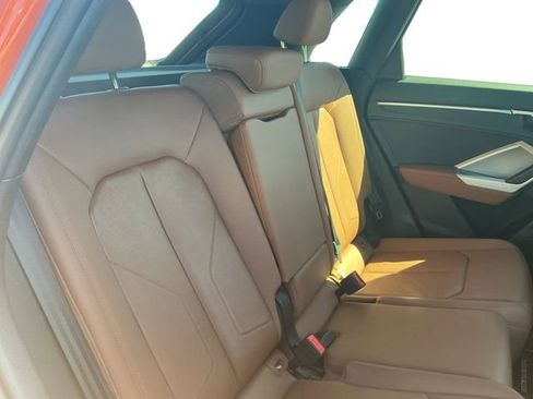 Used 2023 Audi Q3 2.0T Premium Plus image 14