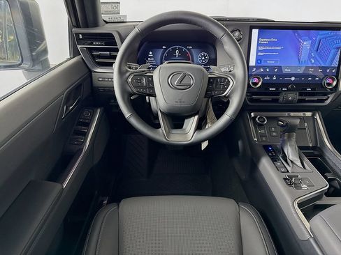Certified 2026 Lexus GX 550 w/ Accessory Package (2T) AWD/4WD image 24