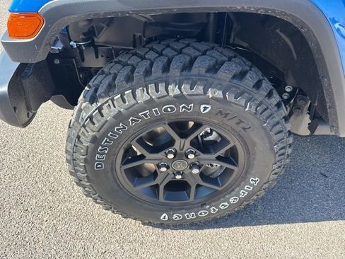 New 2026 Jeep Gladiator Willys image 7