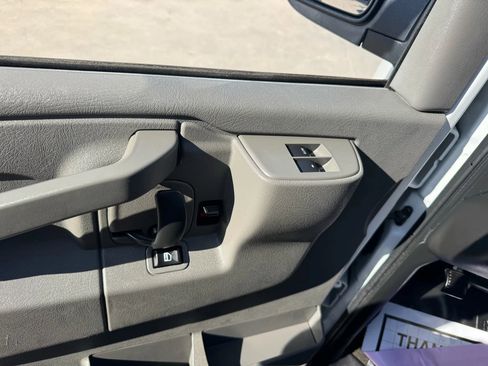 Used 2017 Chevrolet Express 3500 LT w/ LT Preferred Equipment Group image 21