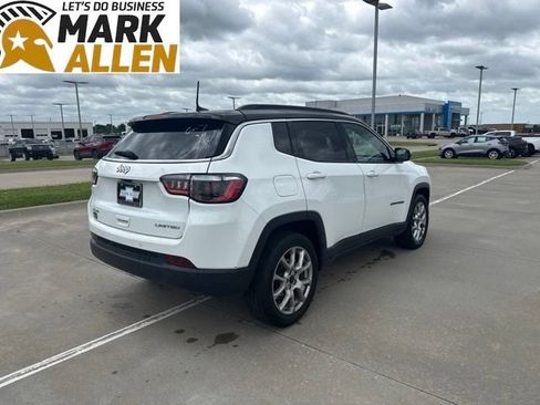 Used 2025 Jeep Compass Limited AWD/4WD image 5