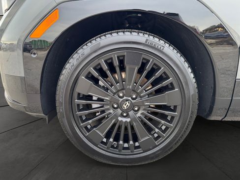 Certified 2025 Hyundai Santa Fe Calligraphy image 14