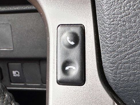 Used 2023 Toyota Tacoma SR5 AWD/4WD image 22