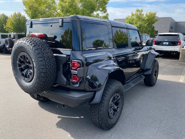 New 2026 Ford Bronco Raptor w/ Interior Carbon Fiber Pack AWD/4WD image 28