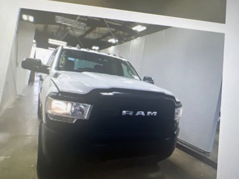 Used 2020 RAM 2500 Tradesman AWD/4WD image 9