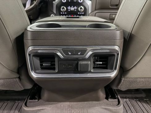 Used 2019 GMC Sierra 1500 SLT w/ SLT Premium Plus Package AWD/4WD image 29