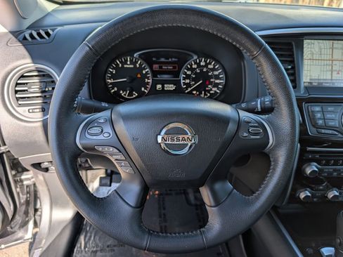 Used 2015 Nissan Pathfinder SL w/ SL Premium Package image 24