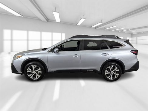 Used 2020 Subaru Outback Limited w/ Popular Package #2 image 3