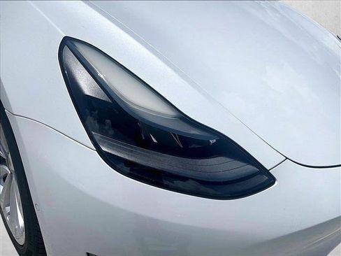 Used 2021 Tesla Model 3 Standard Range Plus RWD image 30