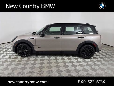 Certified 2024 MINI Cooper Clubman S image 4