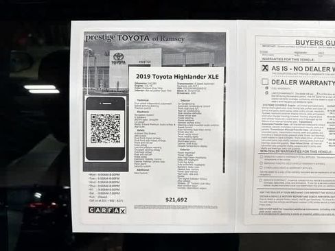 Used 2019 Toyota Highlander XLE AWD/4WD image 13