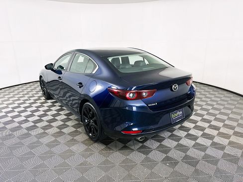 Used 2024 MAZDA MAZDA3 s FWD image 5
