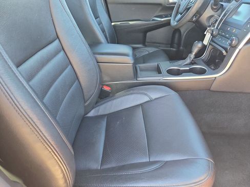 Used 2017 Toyota Camry LE image 20