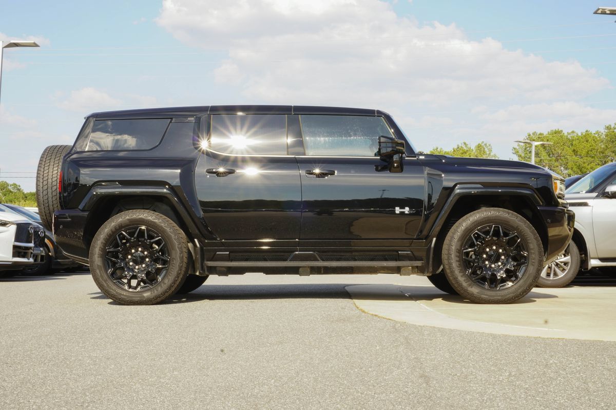 Used 2025 GMC Hummer EV 3X AWD/4WD image 6