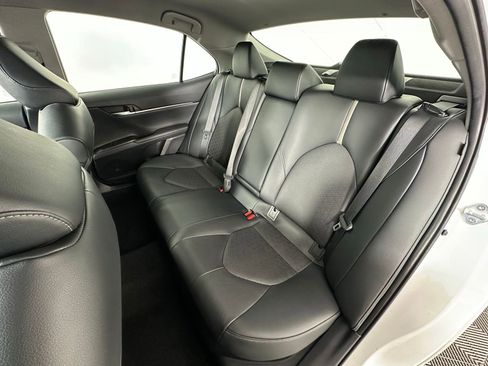 Used 2022 Toyota Camry XSE image 29