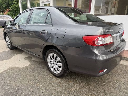 Used 2013 Toyota Corolla LE FWD image 27