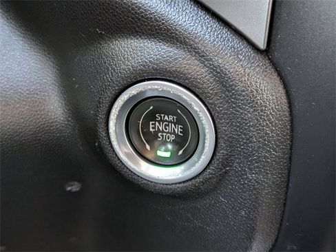 Used 2022 Chevrolet Silverado 1500 RST image 27