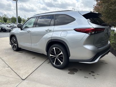 Used 2022 Toyota Highlander XSE