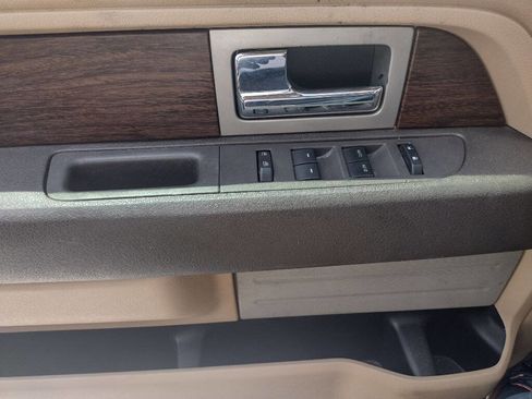 Used 2014 Ford F150 Lariat w/ Equipment Group 501A Mid image 20