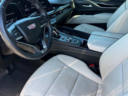 Used 2023 Cadillac Escalade Sport w/ LPO, ONYX Package AWD/4WD image 12