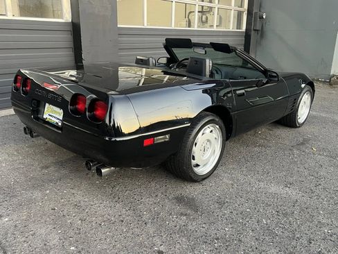 Used 1991 Chevrolet Corvette Convertible image 7