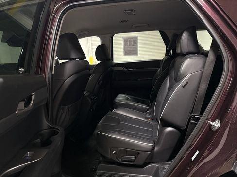 Used 2024 Hyundai Palisade SEL FWD image 23