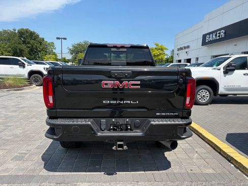 Used 2022 GMC Sierra 2500 Denali w/ Denali Ultimate Package AWD/4WD image 6