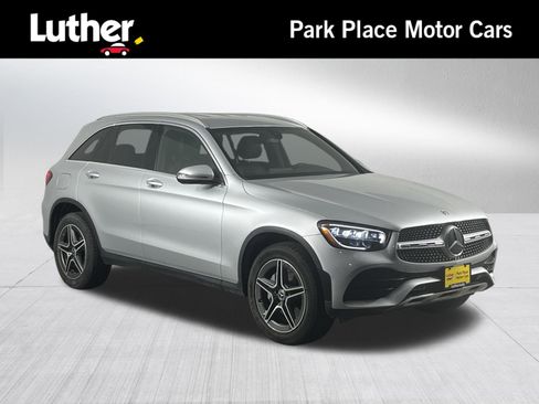 Used 2020 Mercedes-Benz GLC 300 4MATIC image 1