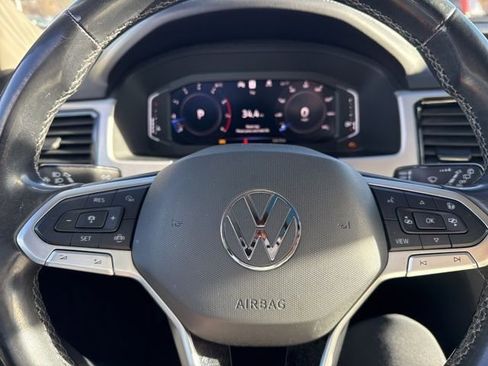 Used 2021 Volkswagen Atlas SEL Premium image 14