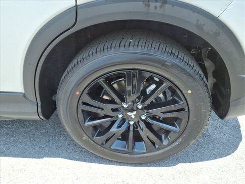 New 2026 Mitsubishi Eclipse Cross LE AWD/4WD image 4
