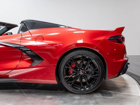 Used 2023 Chevrolet Corvette Stingray Preferred Conv w/ Z51 Performance Package RWD image 36