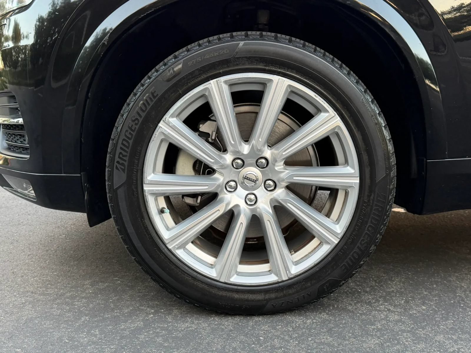 Used 2016 Volvo XC90 T6 Momentum AWD/4WD image 26