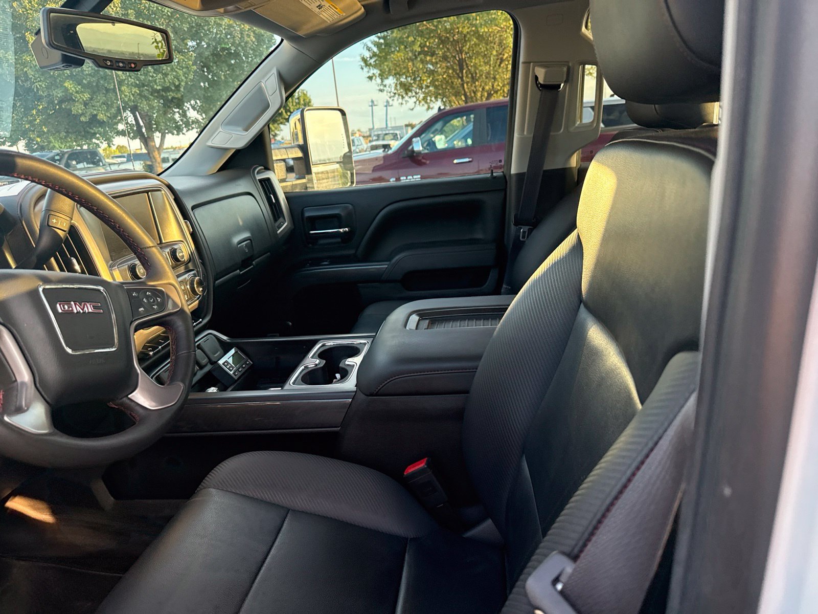 Used 2014 GMC Sierra 1500 SLT AWD/4WD image 3