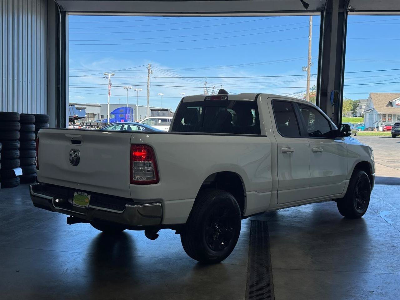 Used 2021 RAM 1500 Big Horn AWD/4WD image 3