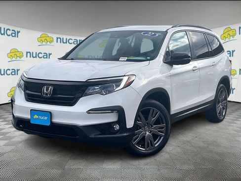 Used 2022 Honda Pilot Sport image 3