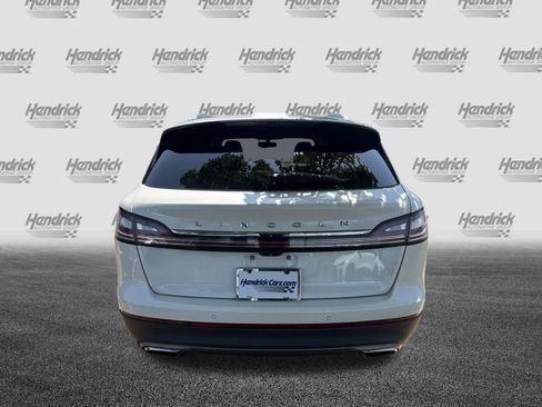 Used 2021 Lincoln Nautilus Reserve AWD/4WD image 9