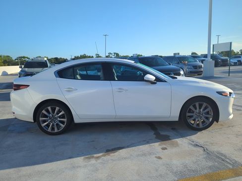 Used 2023 MAZDA MAZDA3 s FWD image 5