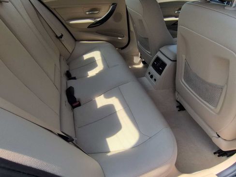 Used 2013 BMW 335i xDrive Sedan AWD/4WD image 22