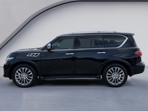 Used 2017 INFINITI QX80 2WD w/ Deluxe Technology Package image 2