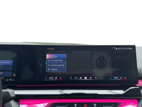 Used 2025 BMW i5 eDrive40i w/ M Sport Package RWD image 26