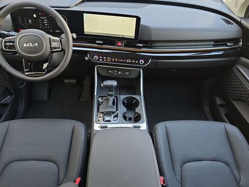 New 2026 Kia Carnival SX Prestige FWD image 9