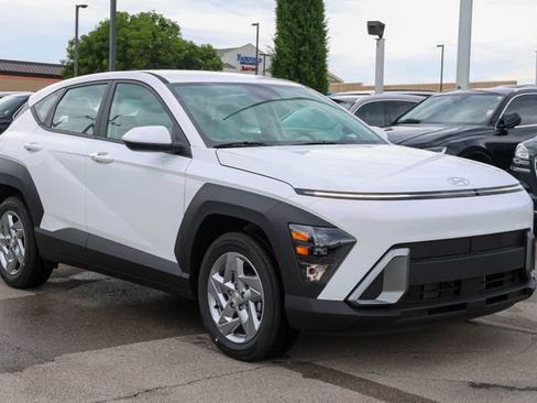 New 2026 Hyundai Kona SE FWD image 1