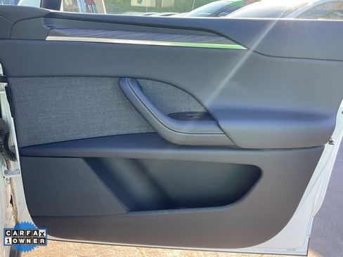 Used 2023 Tesla Model X image 75