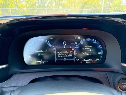 Used 2023 Toyota Crown XLE image 10