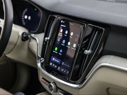 New 2026 Volvo V60 B5 Cross Country Plus w/ Climate Package image 26