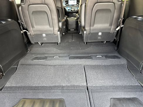 New 2026 Chrysler Pacifica Select image 15